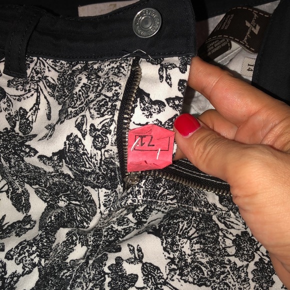 Pants - Picture 3 of 7